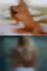 A sex female large big dick.
